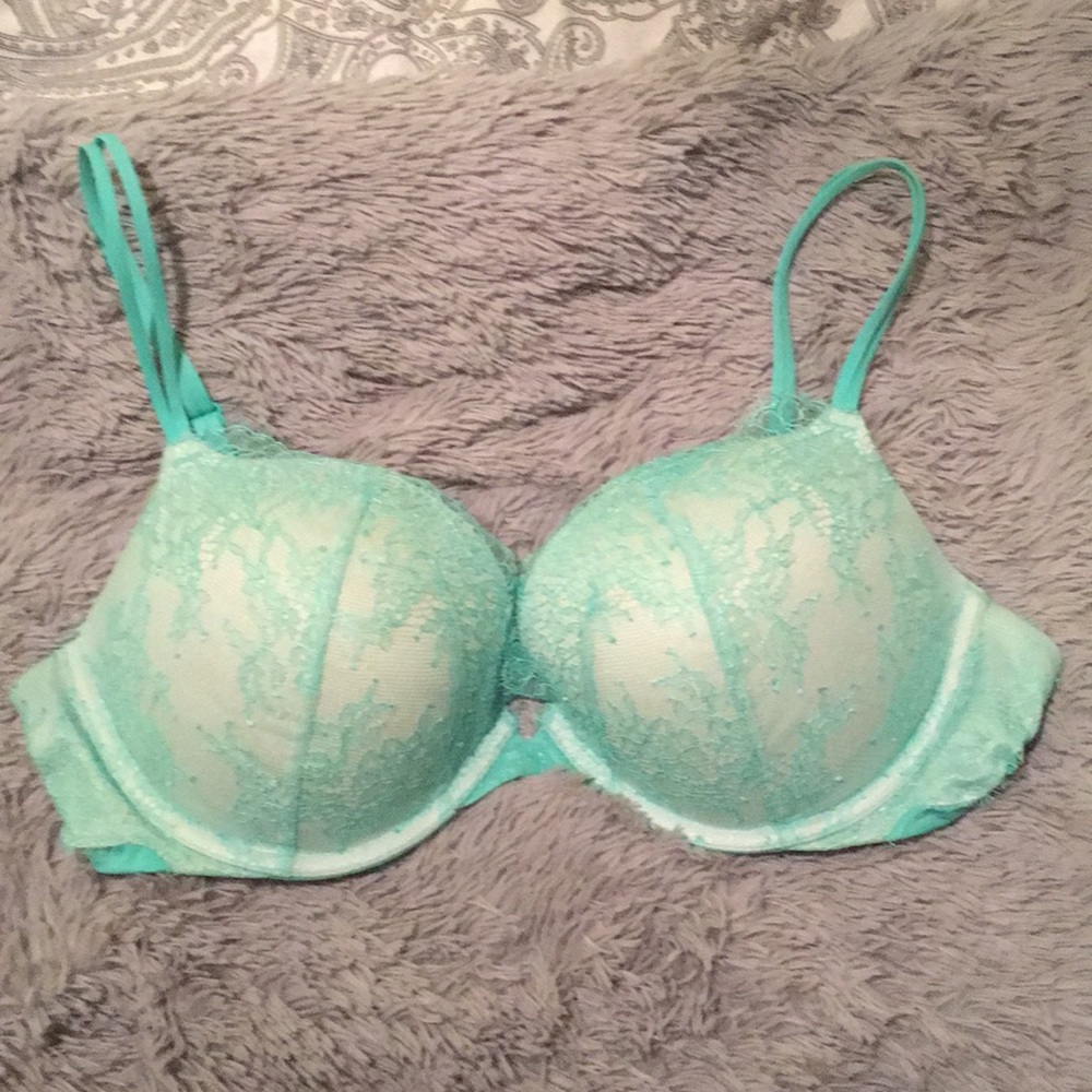 Victoria’s Secret Very Sexy Push Up Bra